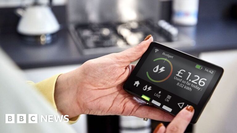People should consider fixing bills, Ofgem says