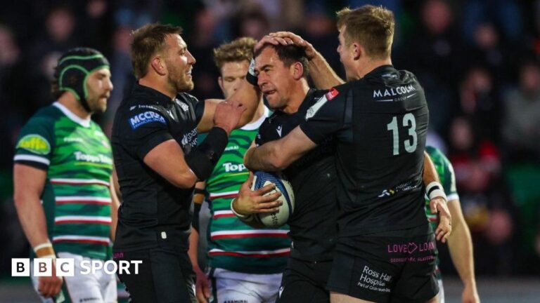 Champions Cup: Glasgow beat Leicester to reach quarter-finals