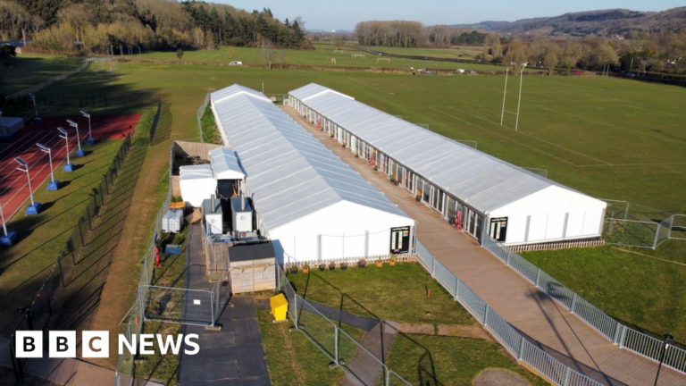 School’s classroom marquees to be replaced after concrete crisis