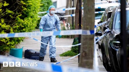 Counter-terrorism police lead probe into fire at Sir Keir Starmer’s London house