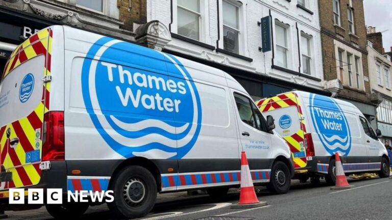 Thames Water halts bosses' bonus scheme