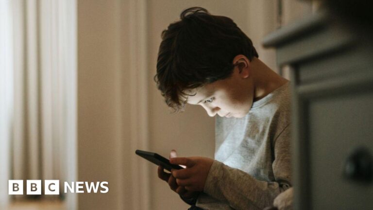 Social media time limits for children considered by government